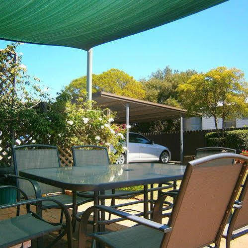 Aaron Inn Motel Narrabri Exteriör bild