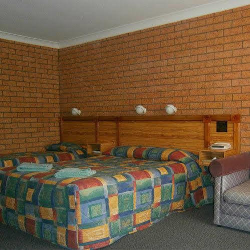 Aaron Inn Motel Narrabri Exteriör bild