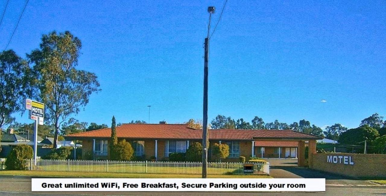 Aaron Inn Motel Narrabri Exteriör bild